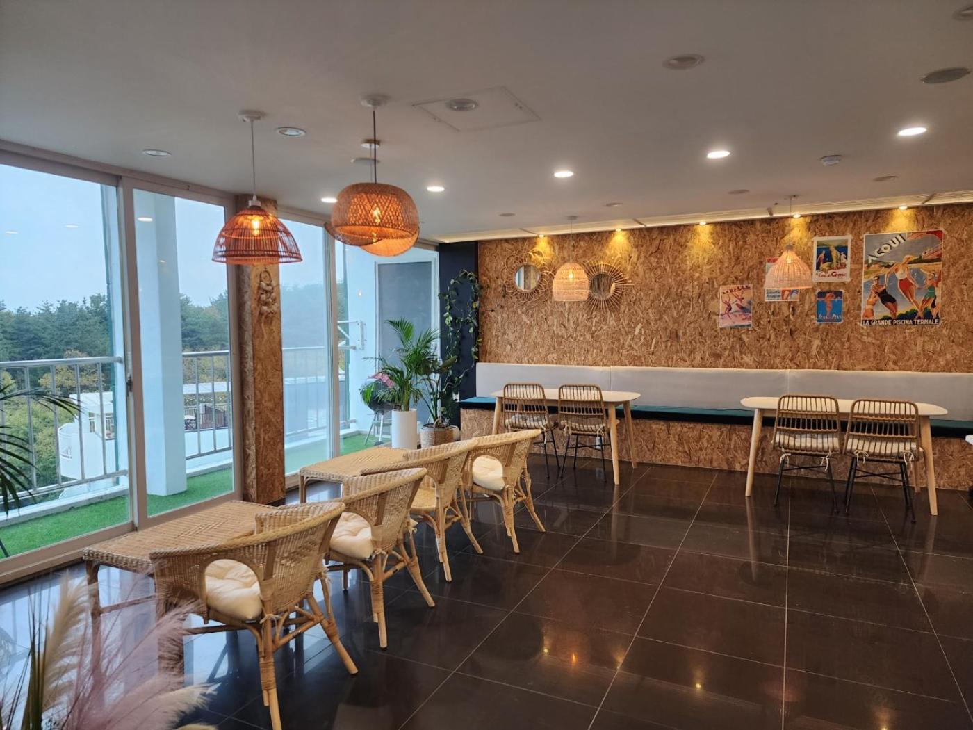 Zio Pinetree Hotel Yangyang Eksteriør billede